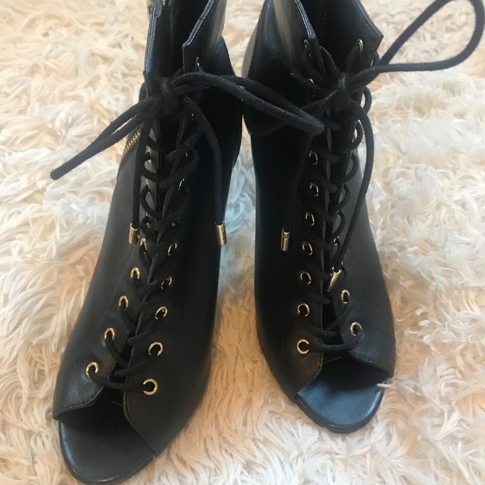 COPY - Steve Madden Gladly Leather Bootie